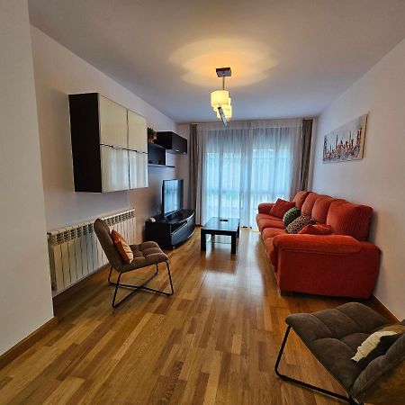 13B01 Apartamento Con Terraza Y Garaje Ribadesella Εξωτερικό φωτογραφία