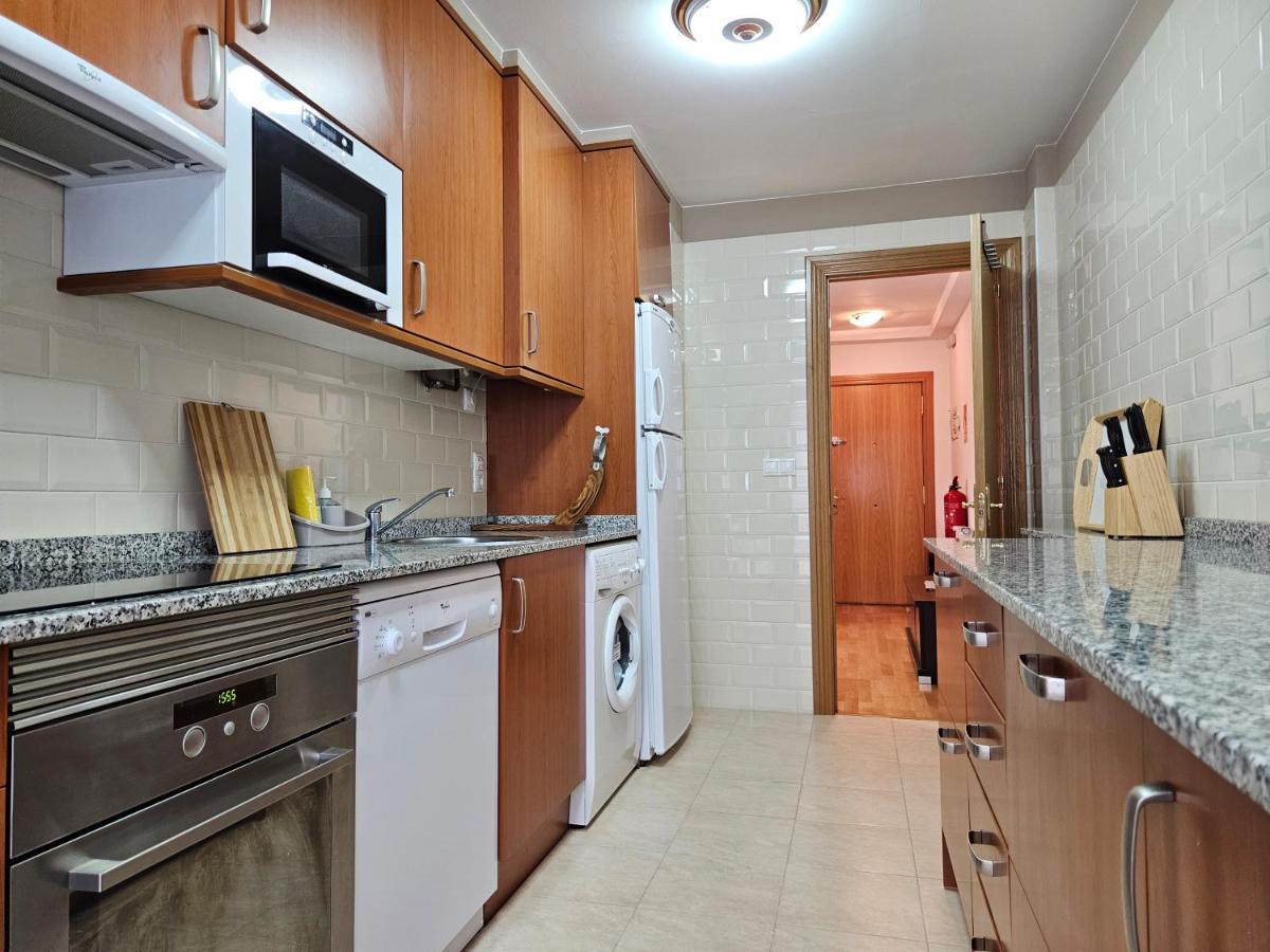 13B01 Apartamento Con Terraza Y Garaje Ribadesella Εξωτερικό φωτογραφία