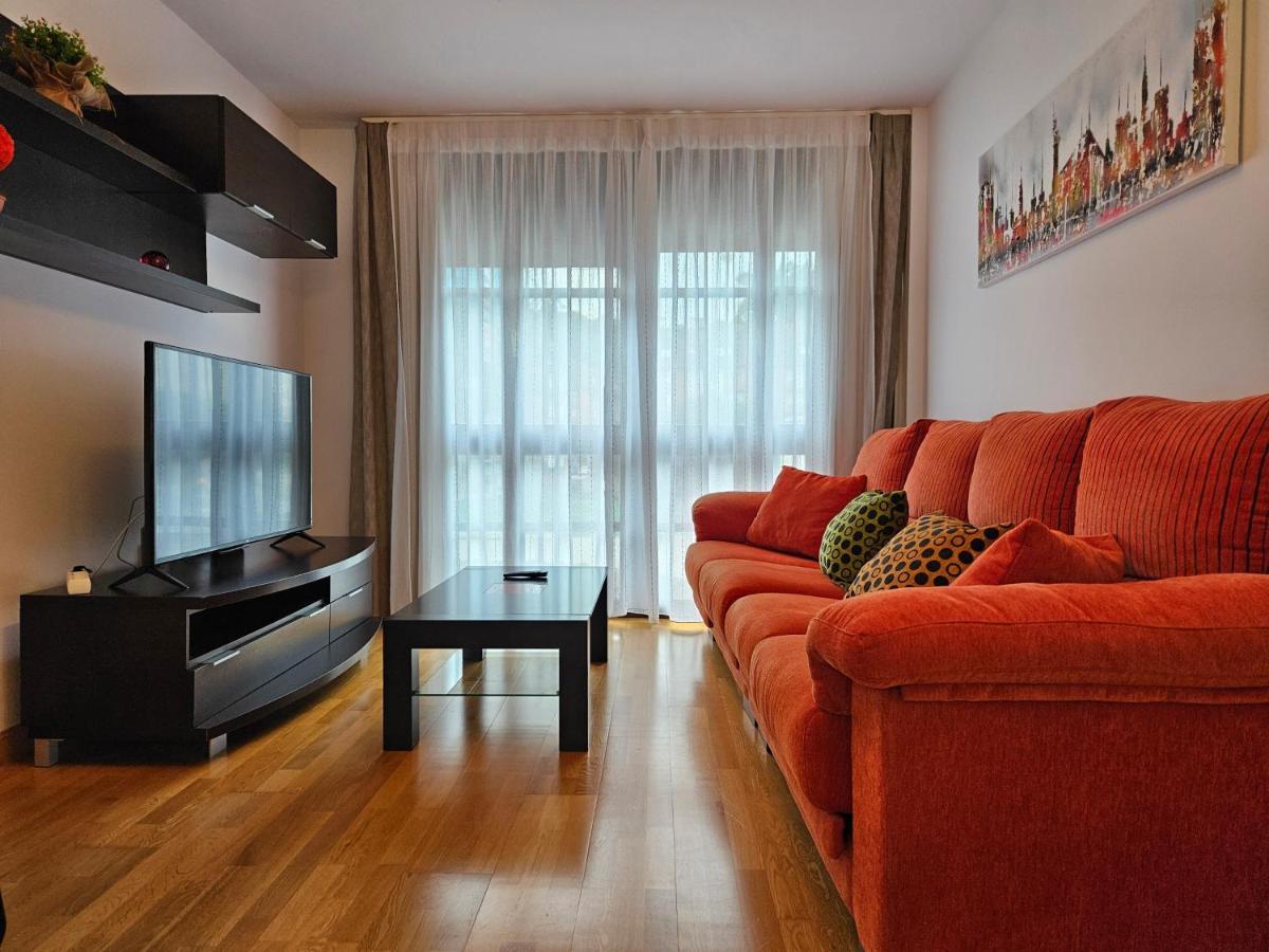 13B01 Apartamento Con Terraza Y Garaje Ribadesella Εξωτερικό φωτογραφία
