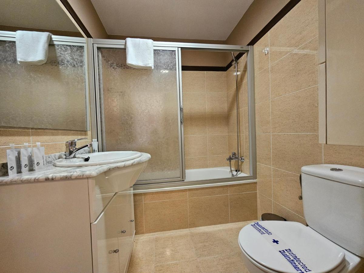 13B01 Apartamento Con Terraza Y Garaje Ribadesella Εξωτερικό φωτογραφία
